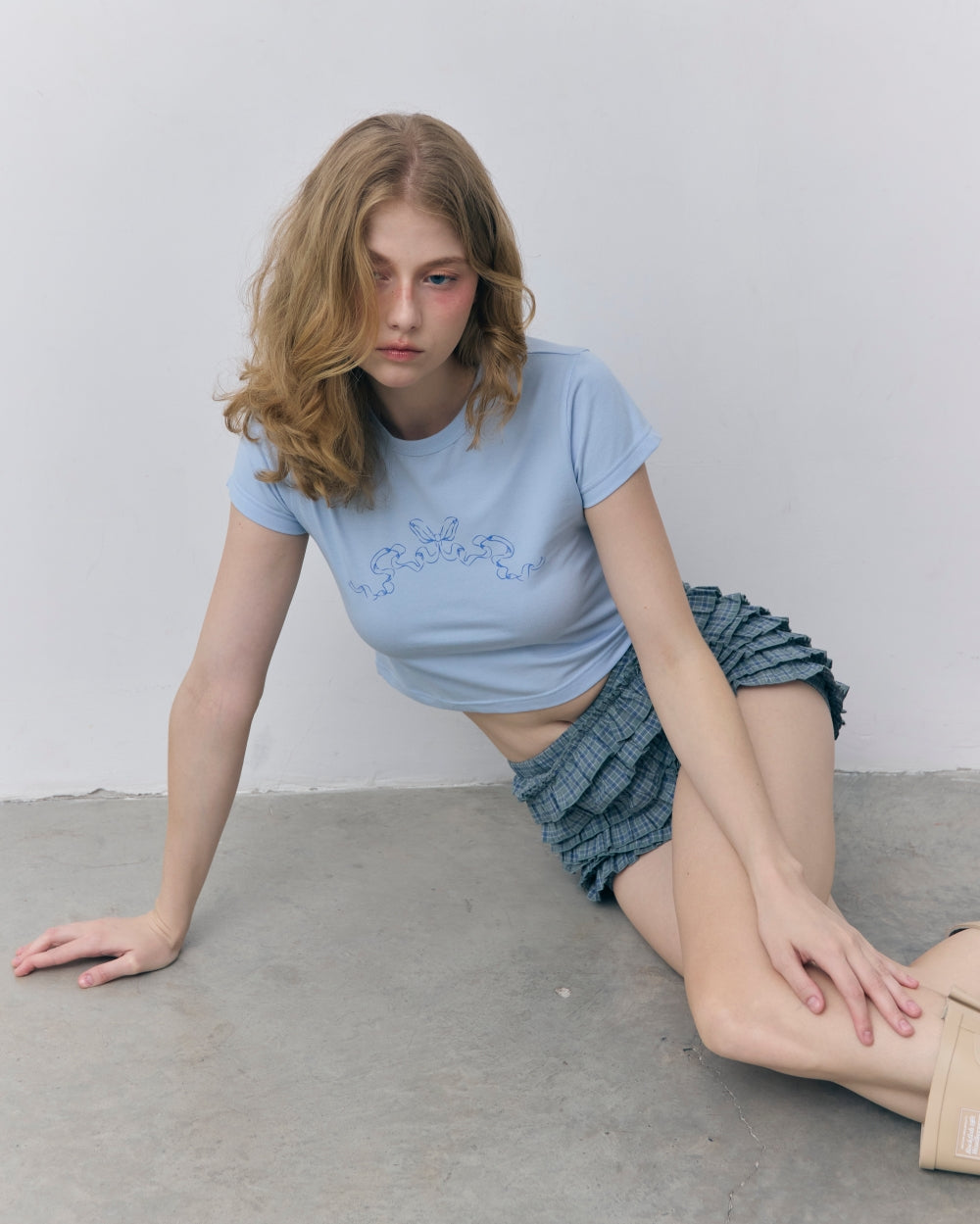 petit bow crop tee